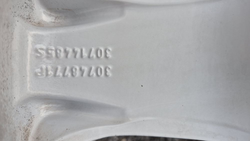 Оригинални джанти Волво 5/108 Volvo S60,S80 5x108

Употребявани, Шумен