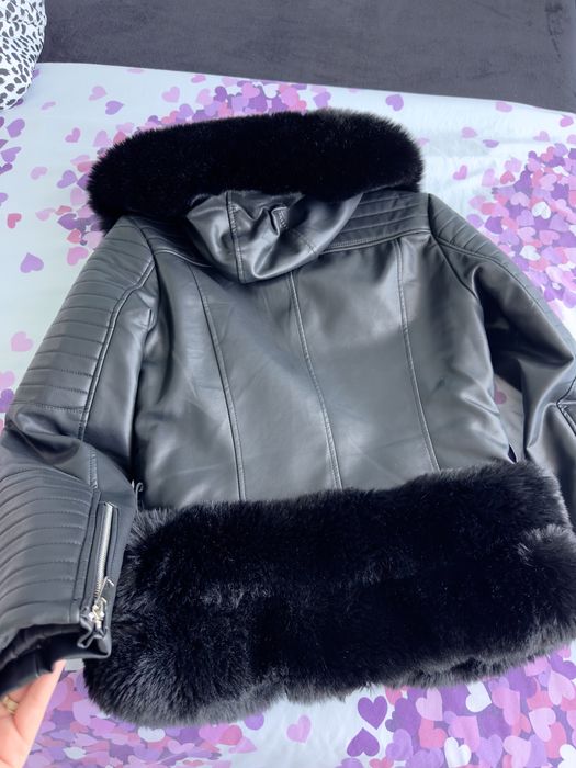 Уникално Зимно Кожено Яке в черно - Ново*** - М