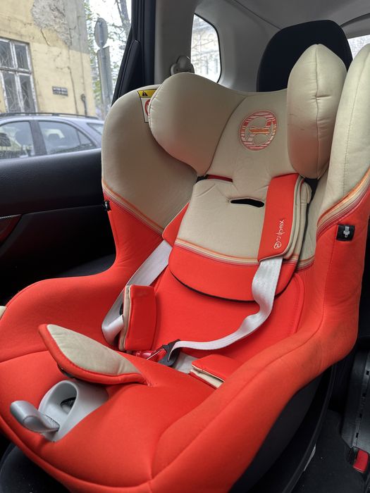 Стол за кола Cybex Sirona M2 i-Size с база