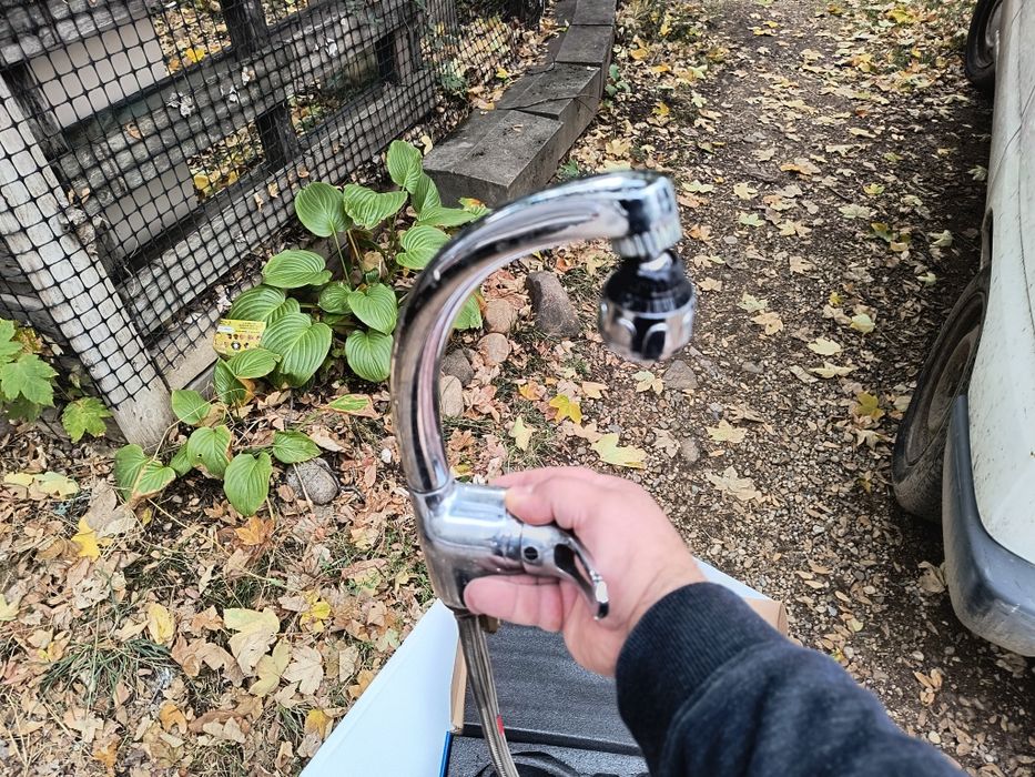 Смесител Видима за кухня