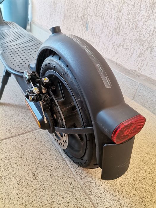 Trotineta electrica Xiaomi Mi Electric Scooter Pro 2