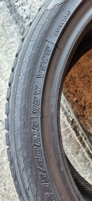 4 anvelope iarna noi Yokohama,fata 235/40/18,spate 265/35/18.