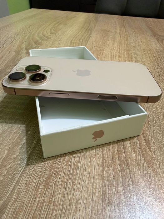 iPhone 16 pro 256 GB Desert Titanium