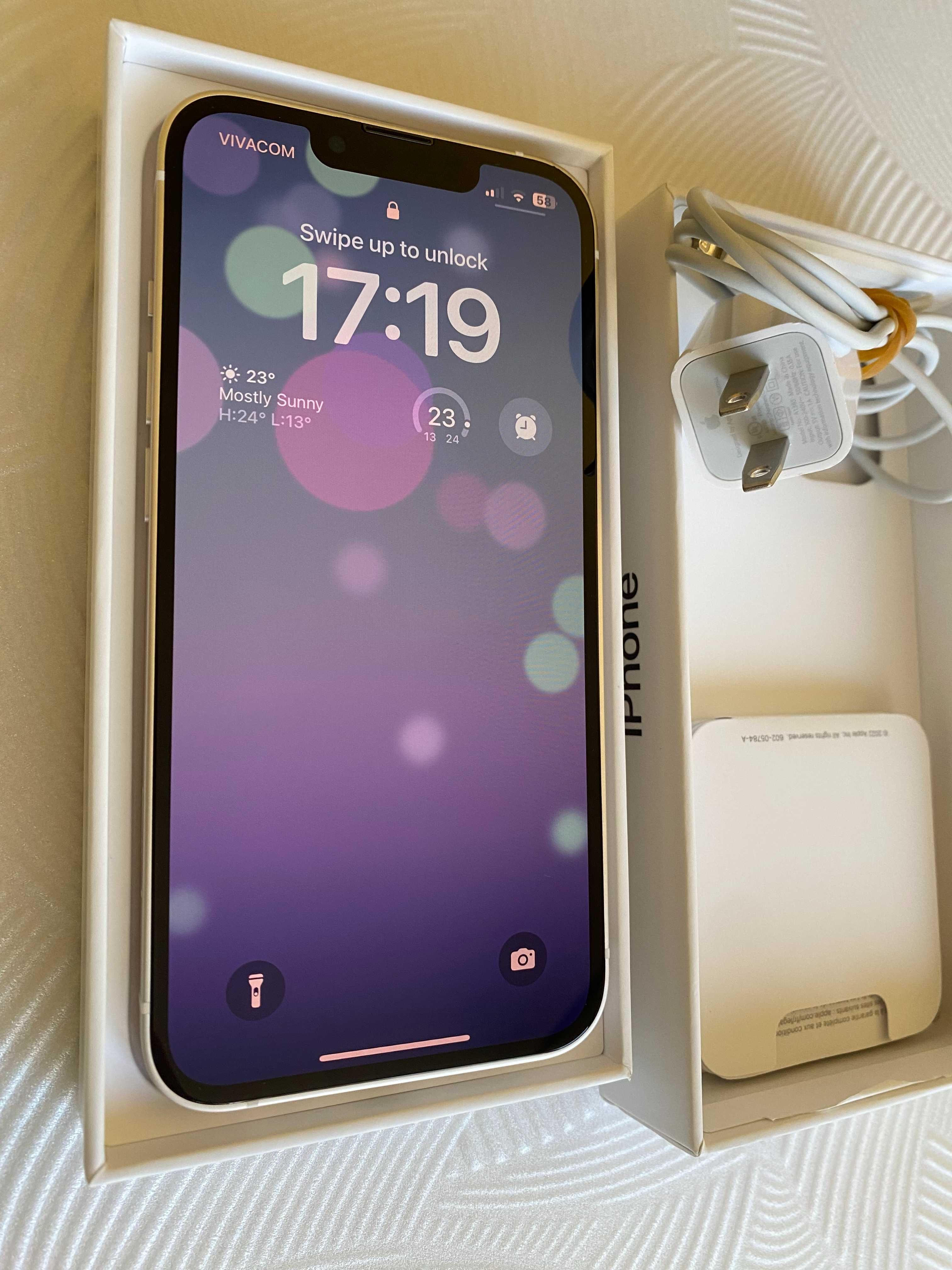 Apple iPhone 13 - 128GB - Starlight