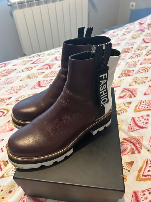 Дамски боти Sara Pen