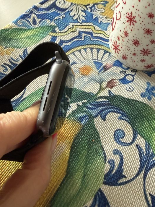 Продавам apple watch 5