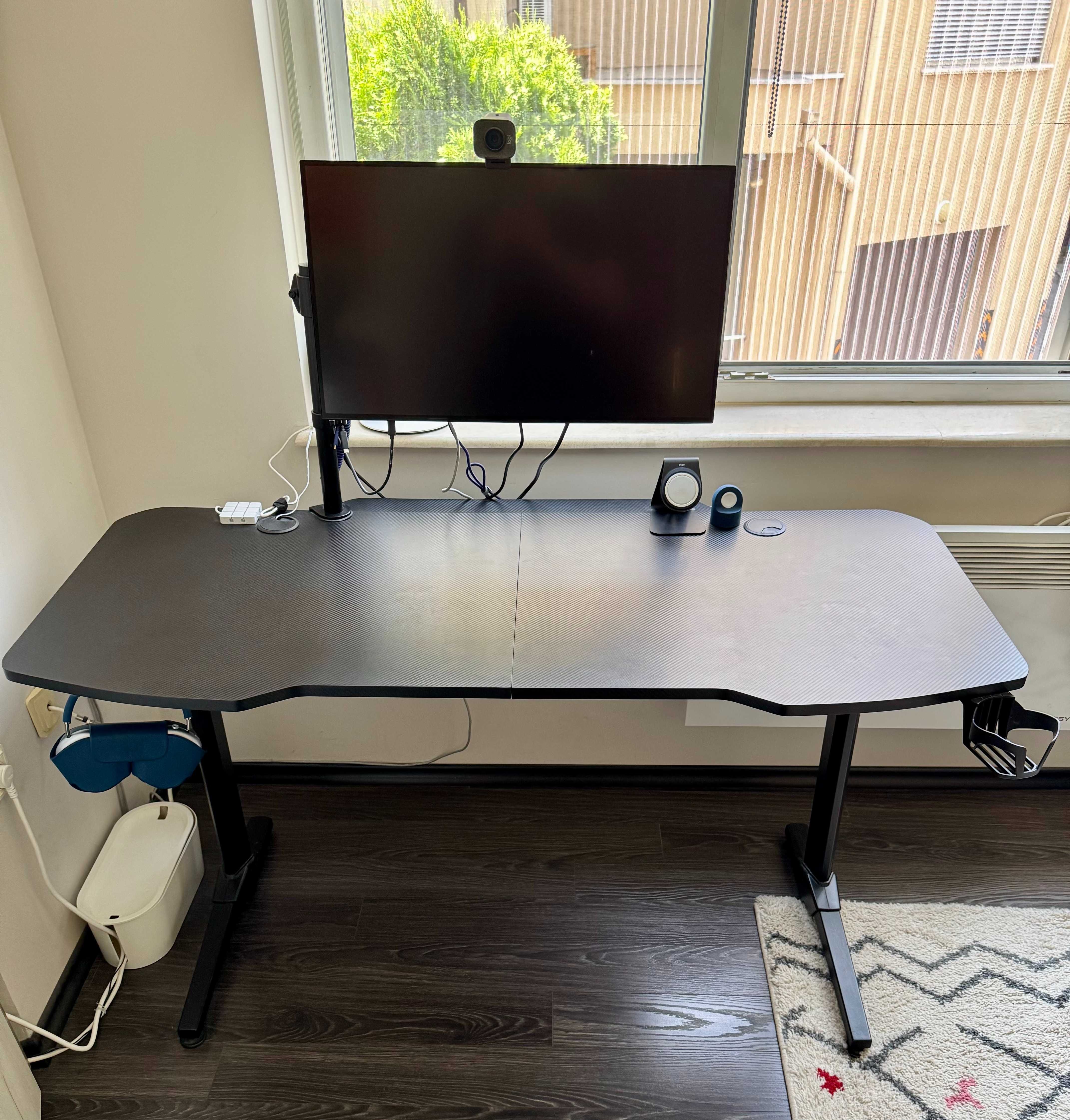 Гейминг бюро Ultradesk Frag - черно