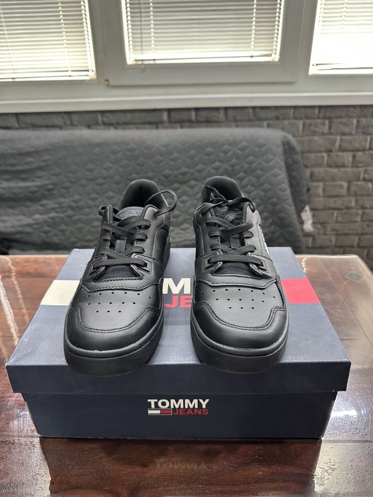 Кожени маратонки Tommy Jeans