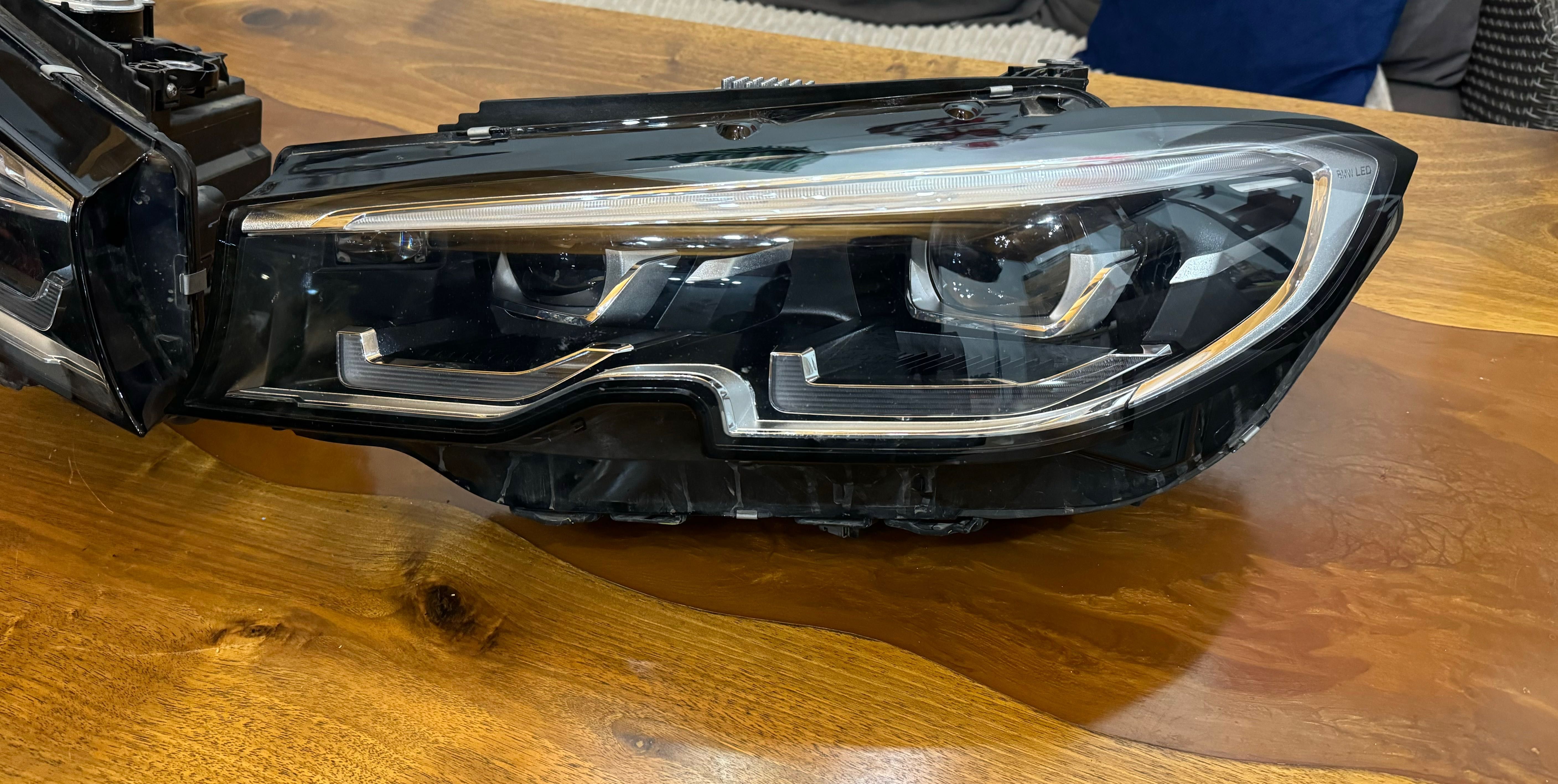 Оригинални Full LED фарове + модули за BMW G20