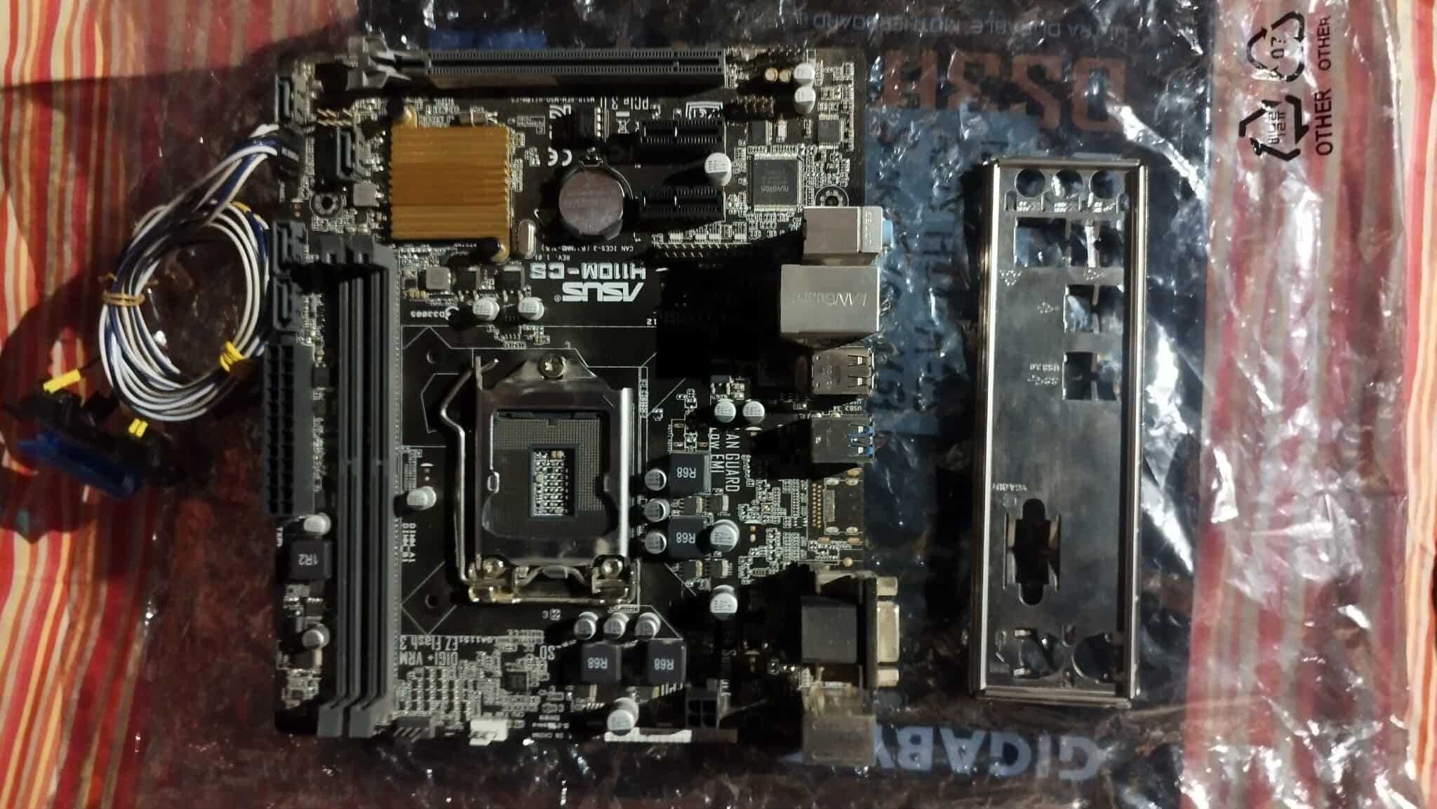 placa de baza Asus h110m-cs micro atx ddr4