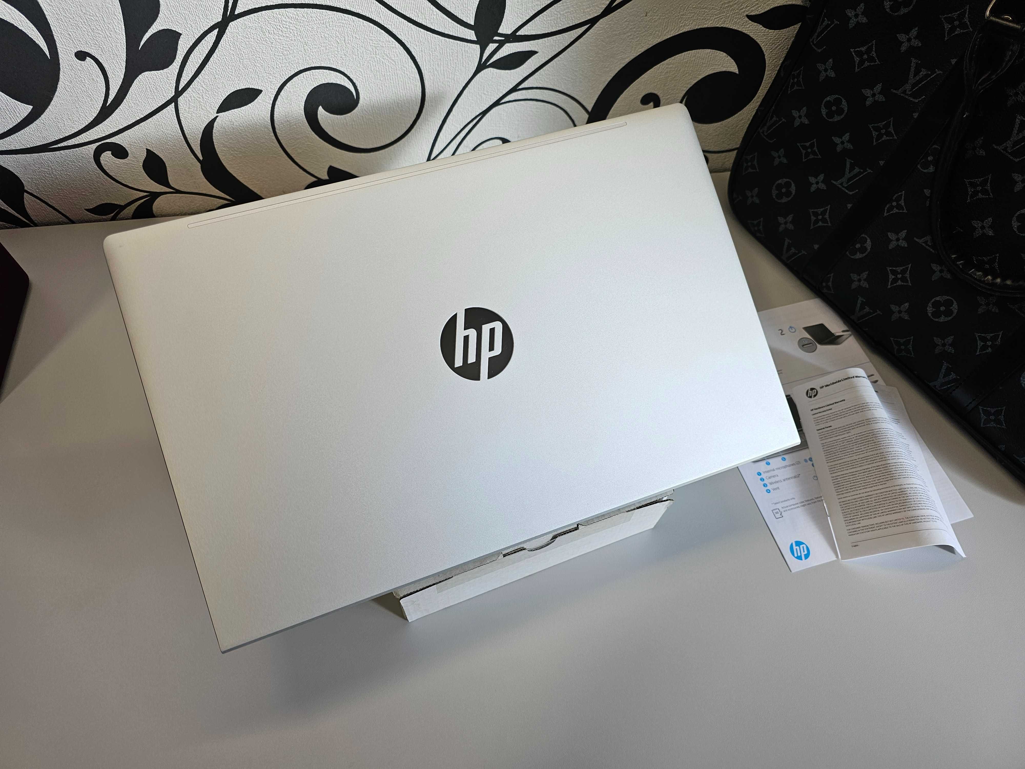ПРОДАМ HP ProBook 450/G8 Мощный Core™i5-1135G7/8GB/256SSD/15.6"iPS