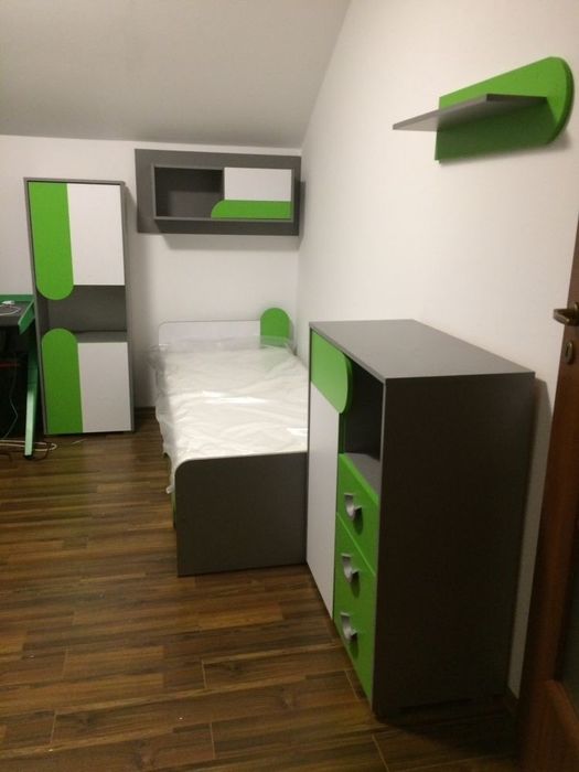 Ofer asamblare comoda ikea. Montaj comoda  jysk