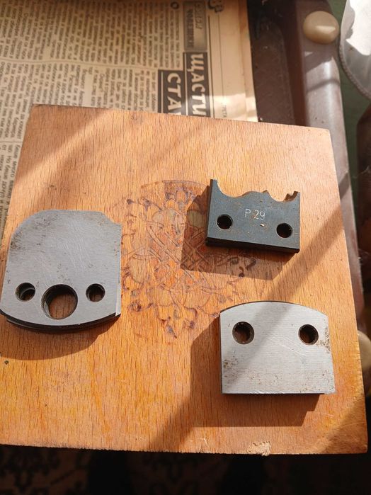 ножове за фреза, длета, стеги, глави за фреза, менгеме,инструменти