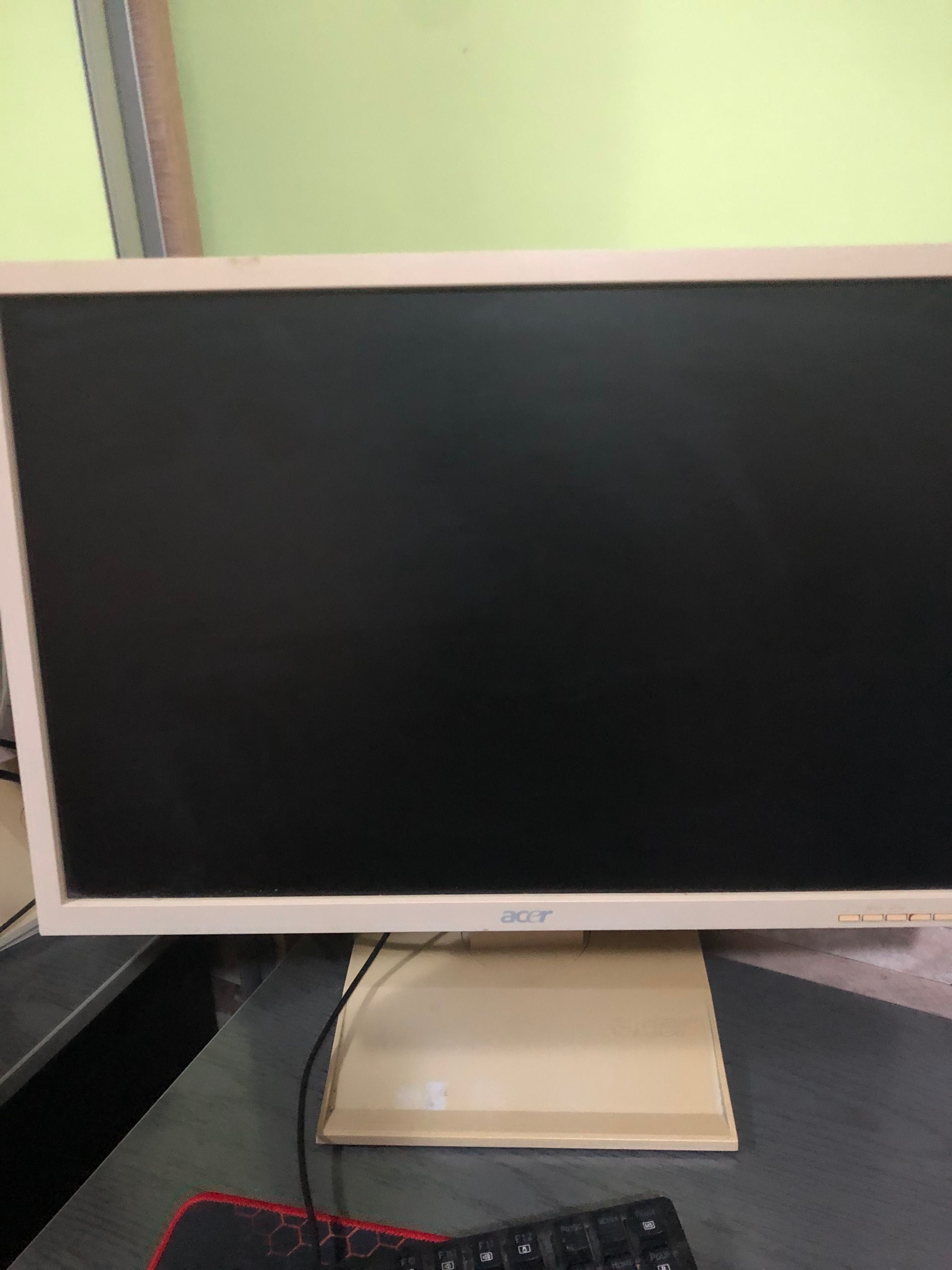 Vând monitor 75hz