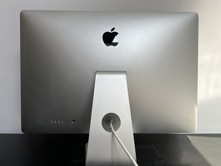 iMac 27-inch 5K 2019 intel i5 32 gb ram radeon 8gb 1tb ssd