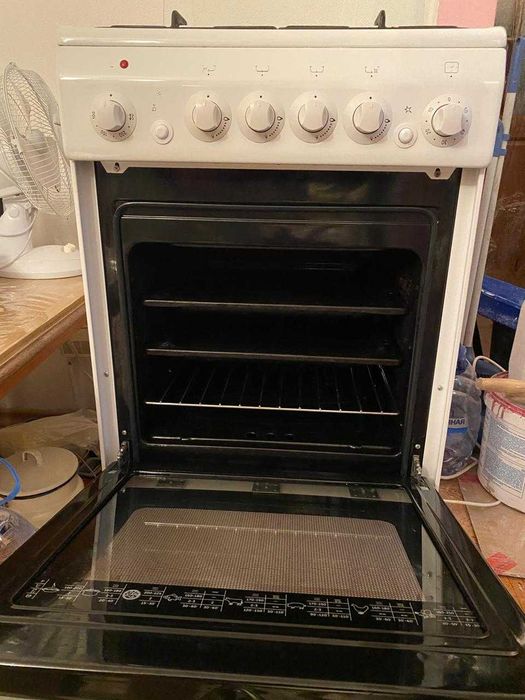 Газовая плита с электродуховкой
