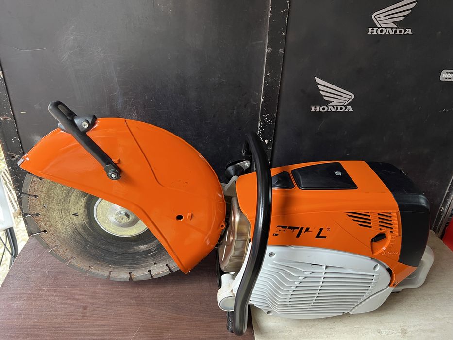 Vând drujba beton STIHL TS 700 model 2019/2020