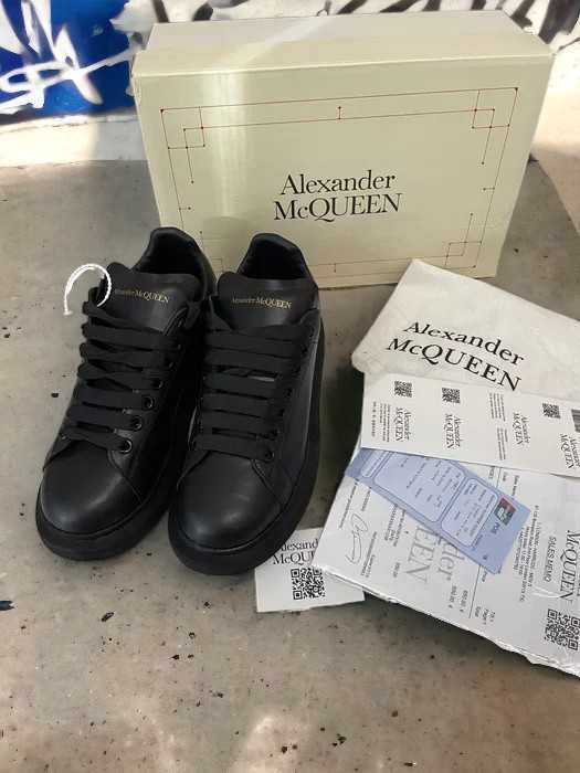 Adidasi Alexander McQueen Premium Quality