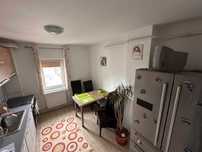 Proprietar închiriez apartament 3 camere