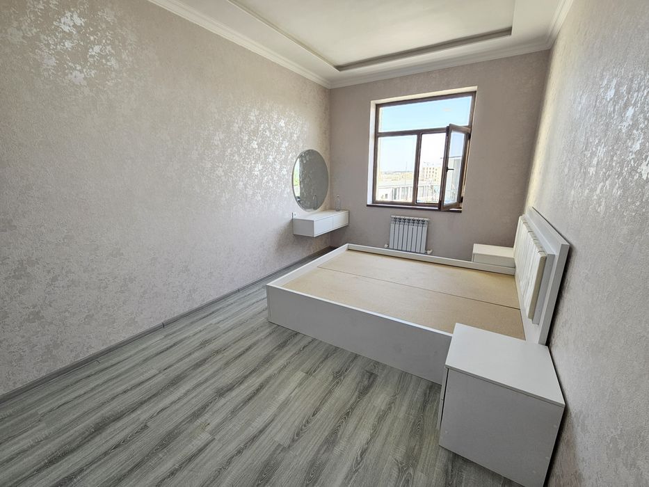 EKO shahar markazida 2 xonalik 78 m2  kvartira arendaga beriladi