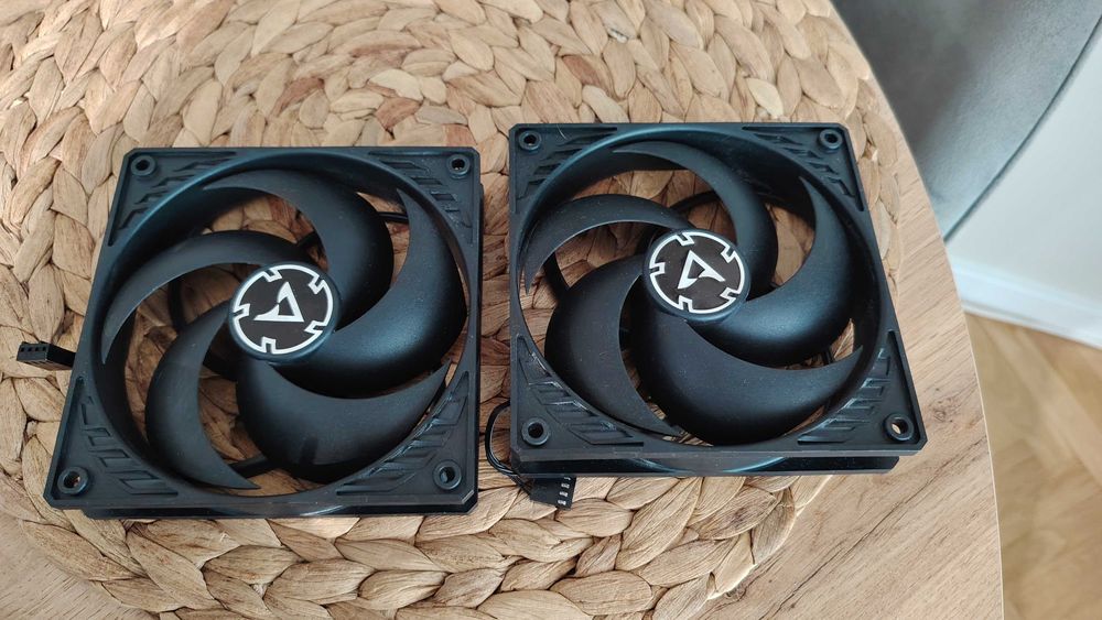 Arctic Liquid Freezer II 240 Black