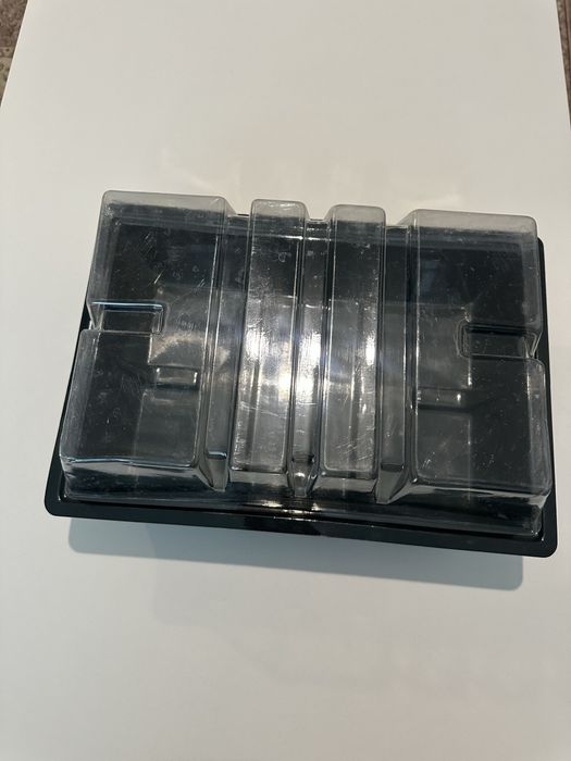 для рассад пластиковый контейнер