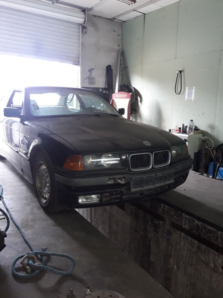 BMW 316i cupe e36