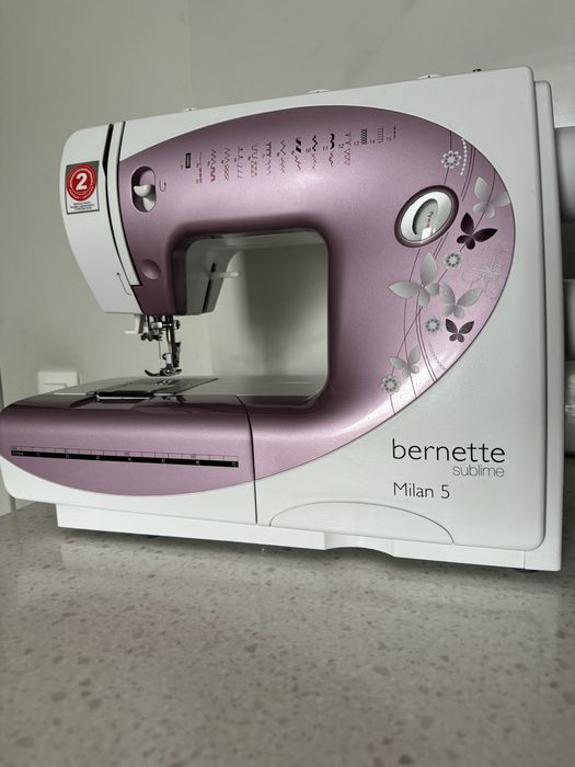 Швейная машина BERNETTE Sublime Milan 5