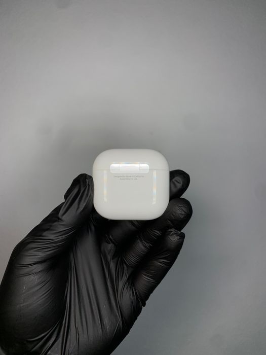 AirPods 4 • Sigilate