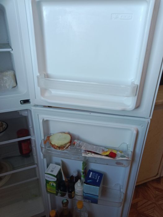 Продам холодильник новый рабочий за 60000тенге