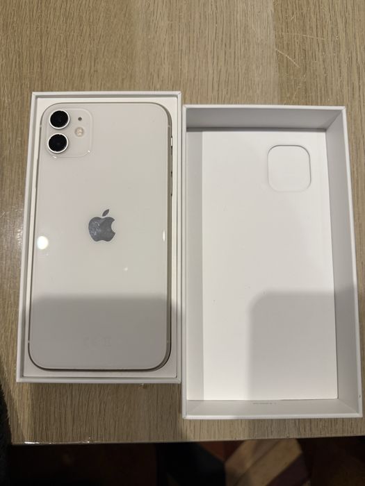 Продам iphone 11 в идеальном состоянии