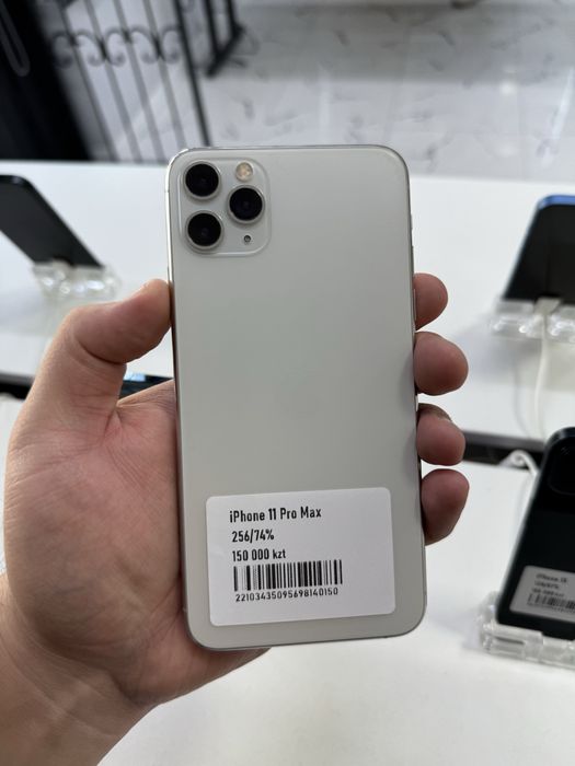 Iphone 11pro max 256gb 74% состояние идеал