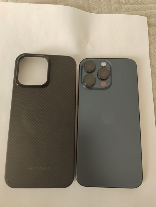 Продам IPHONE 15  про мах