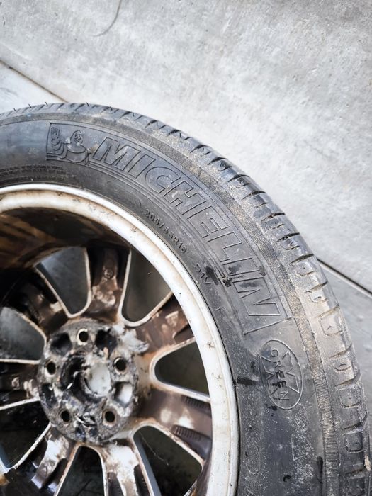 5х110 16 цола с гуми