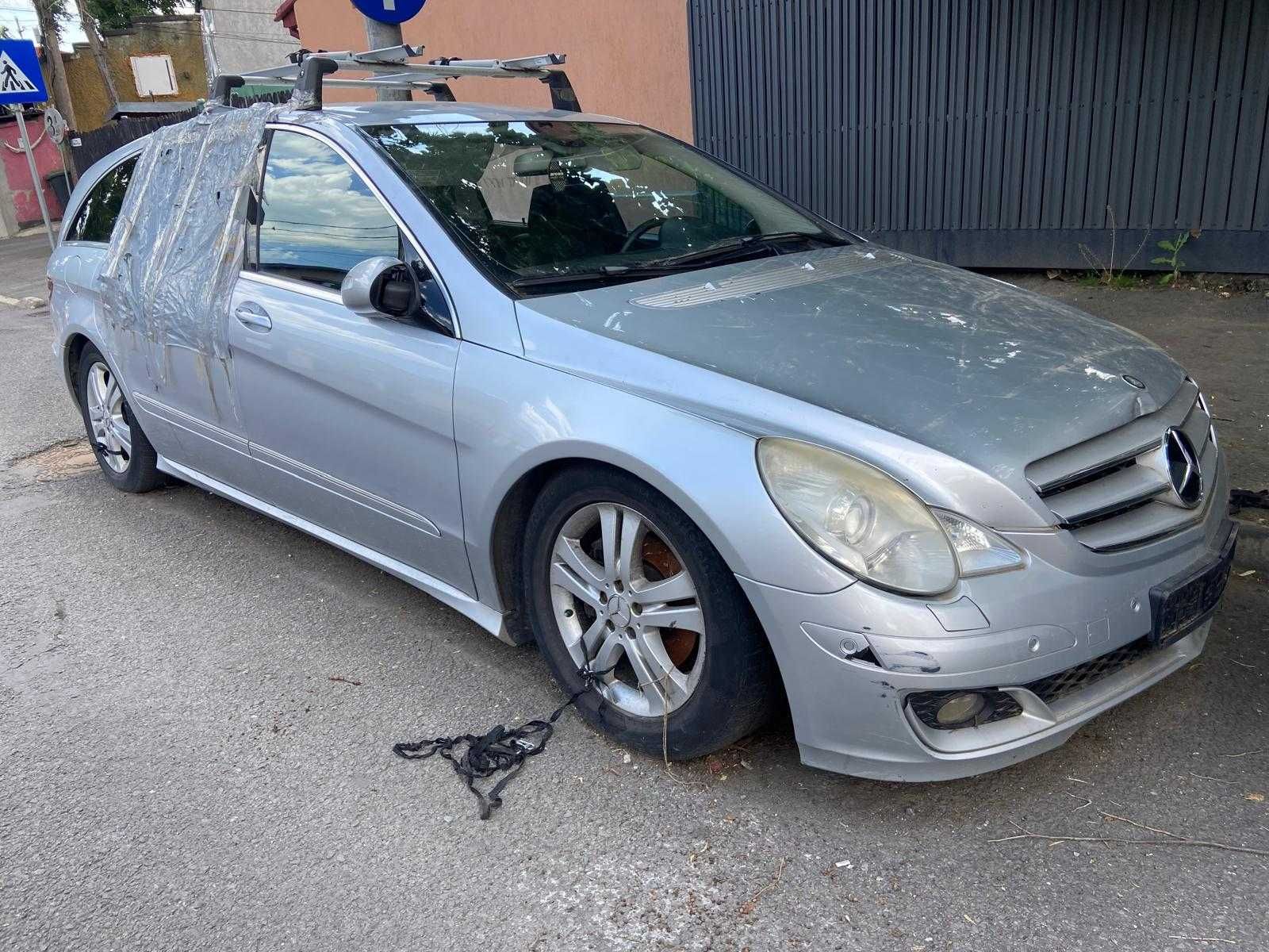 Vând Mercedes R320 CDI 4MATIC inundat