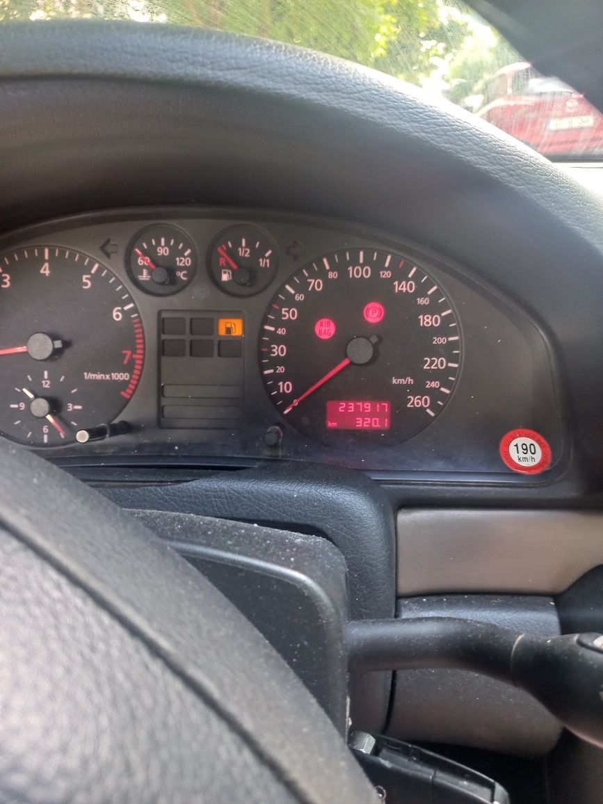 Audi A4 motor 1/8 benzina
