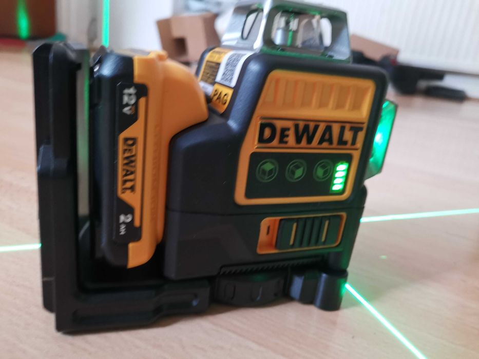 Nivela laser 16 linii, autonivelare+acumulator+suport magnetic