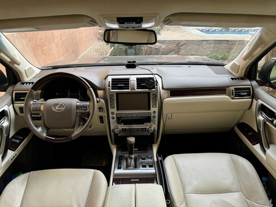 Продается Lexus GX460