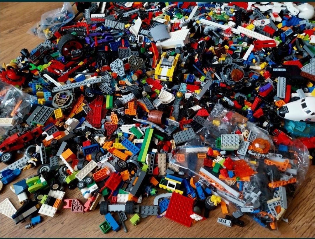 Lot piese Lego diferite seturi