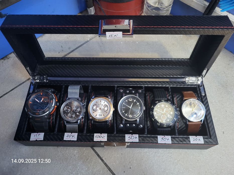 Шкатулка органайзер для хранения часов.