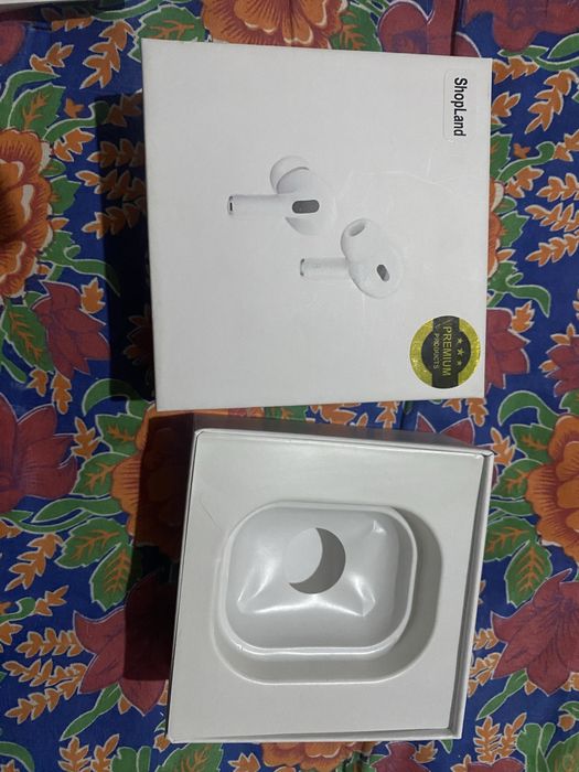 Asil narxi 161 ming bo’lgan Airpods pro 2 sotiladi 2 hafta ishlatlgan