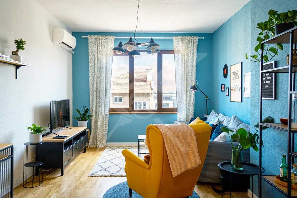 Продава се Двустаен апартамент в София, Център - 56 кв.м за 4286 €/кв.м - Снимка #10