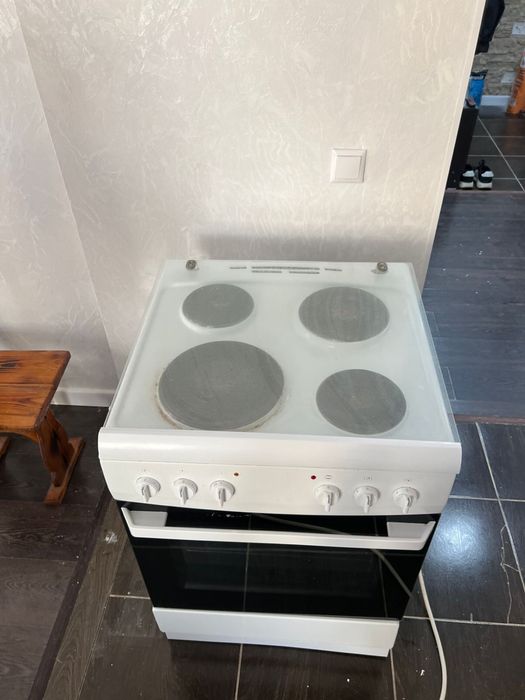 Электрическая плита