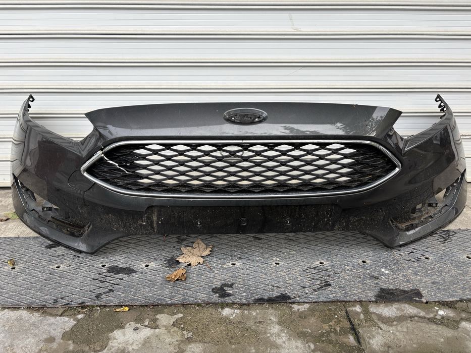 Предна броня за Ford Focus Mk3 III  2014-2018