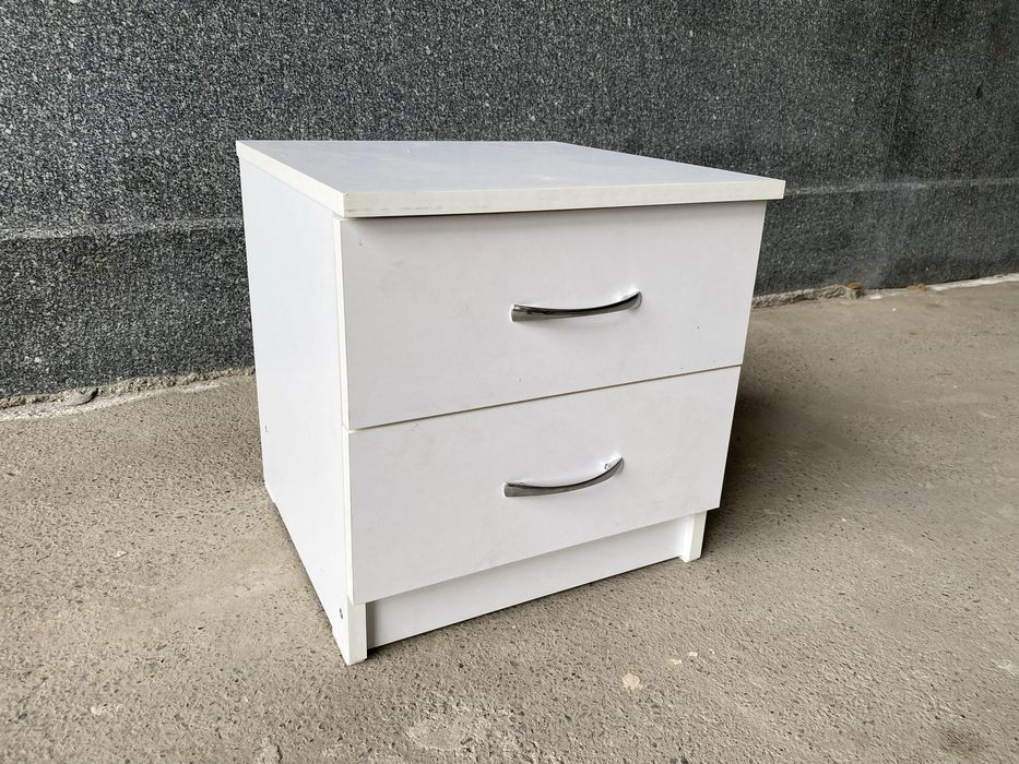 Тумба для кровати. Тумба для спальни. 300.000
