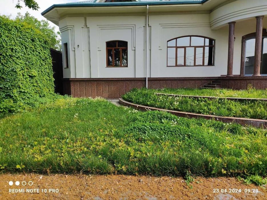 Резиденция 20 соток в Центре. Лабзак 1 500 м² на берегу Анхора