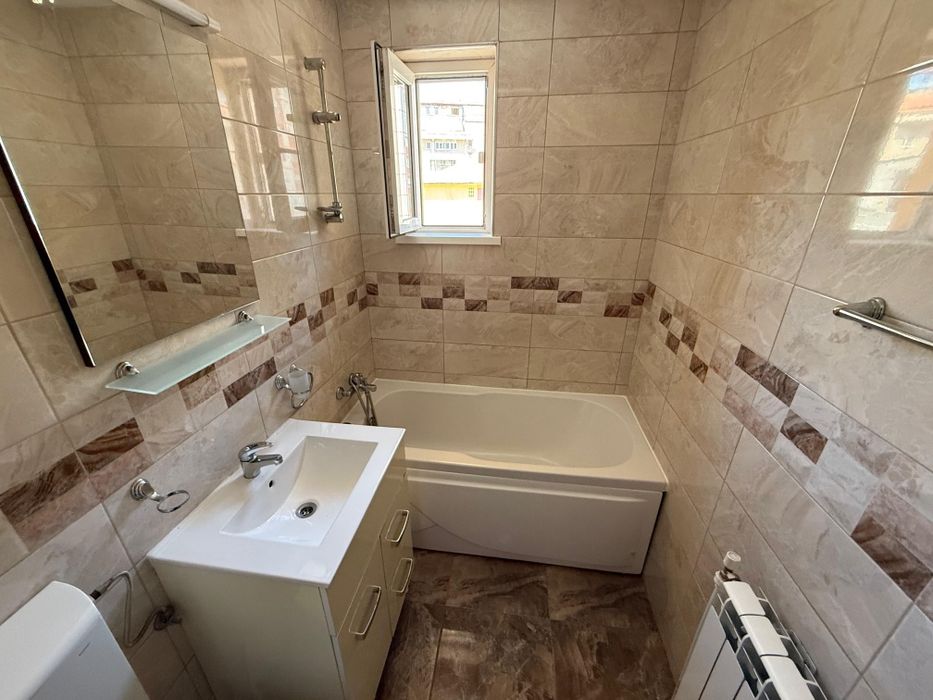 Apartament de închiriat