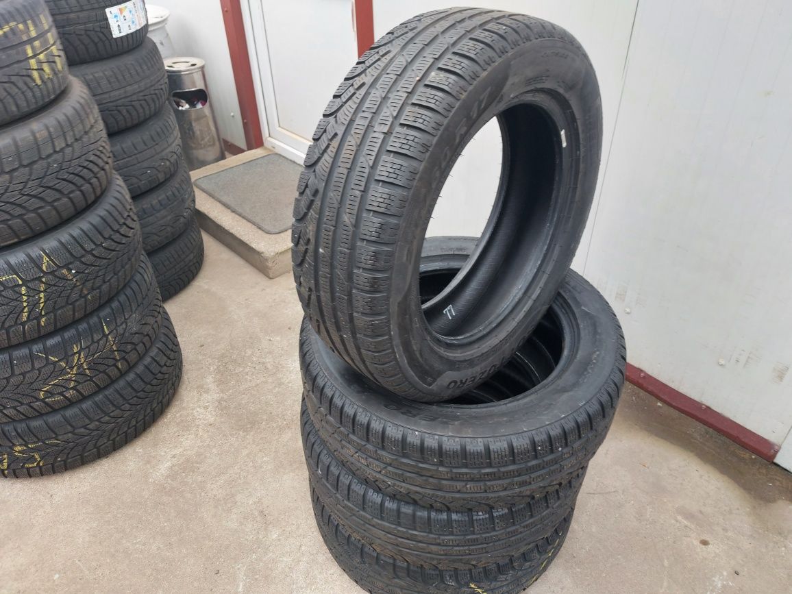 125 lei bucata! Set anvelope M+S/IARNA 215 60 17 Pirelli