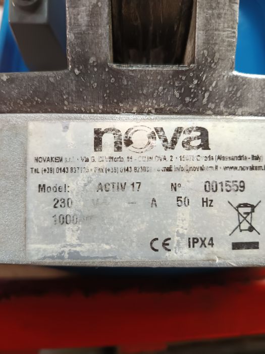 Едно дискова подопочистваща машина