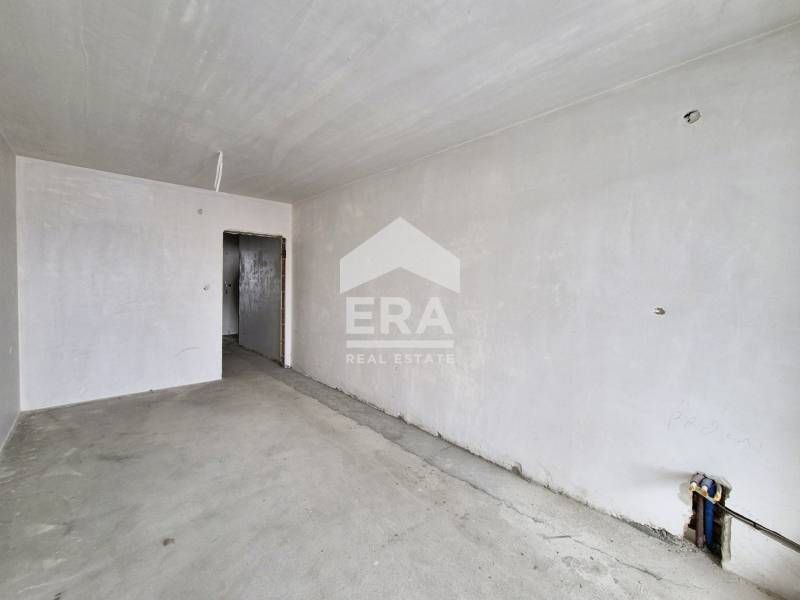Продава се Тристаен апартамент в Кърджали, Център - 138 кв.м за 1029 €/кв.м - Снимка #3